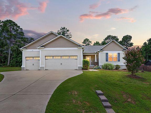2nd image of 235 Highcroft Cir