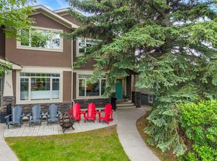 529 N 30th Ave NW, Calgary, AB T2M 2N7