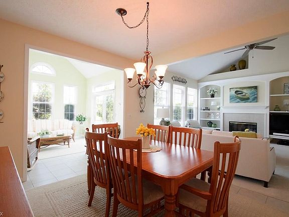 5th image of 33258 Ambleside Dr