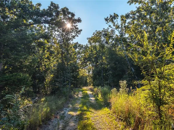 16505 State Route K, Edgar Springs, MO 65462