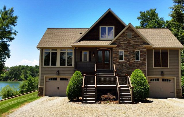 1st image of 644 Grace Dr