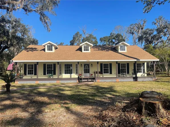 1315 Cowart Rd, Plant City, FL 33567