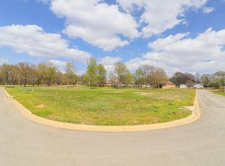 1722 Kendrick Dr, Jonesboro, AR 72404