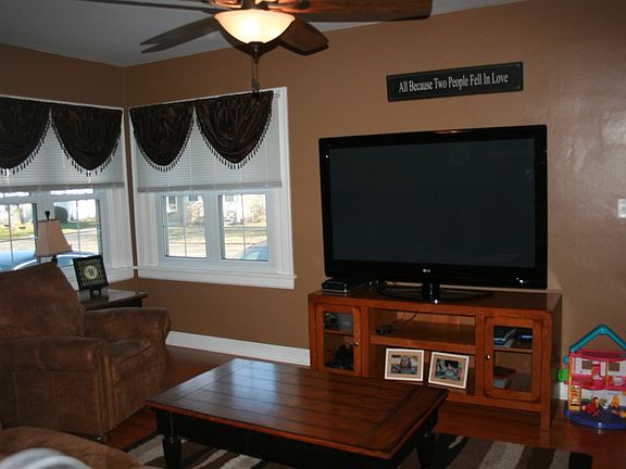5th image of 2188 10th Street Pl