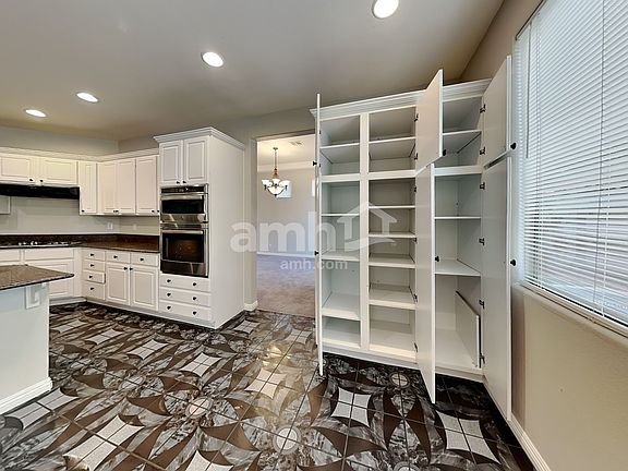 4th image of 9028 Wolf Dancer Ave