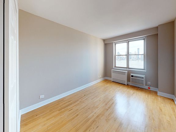 4th image of 80 N Moore St #8016H