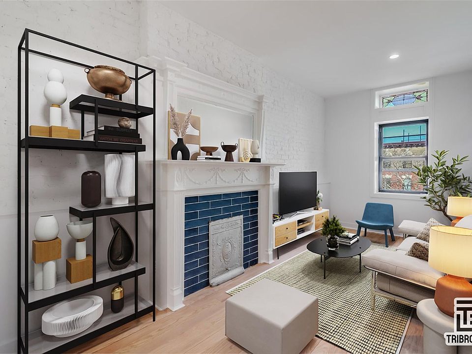 1st image of 924 Saint Marks Ave #5R