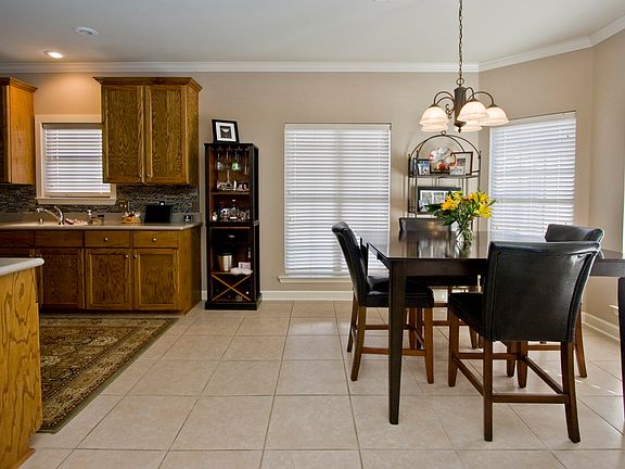 5th image of 3042 Shady Side Dr