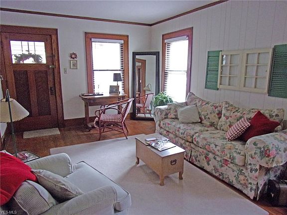 2nd image of 1726 8th St
