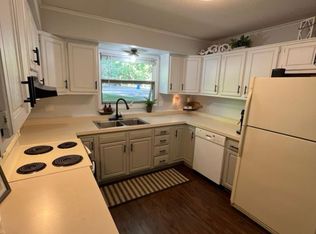 5575 Shorewood Ln #5575, Excelsior, MN 55331