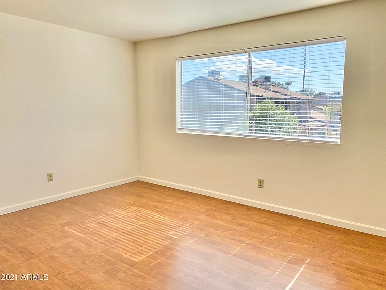 8529 E Portland St — Photo 11