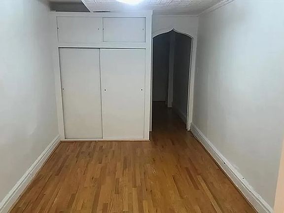 5th image of 155 Ainslie St #A