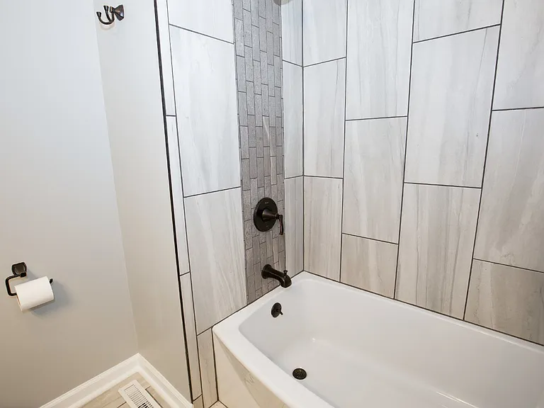 1 Bogie Dr — Photo 32