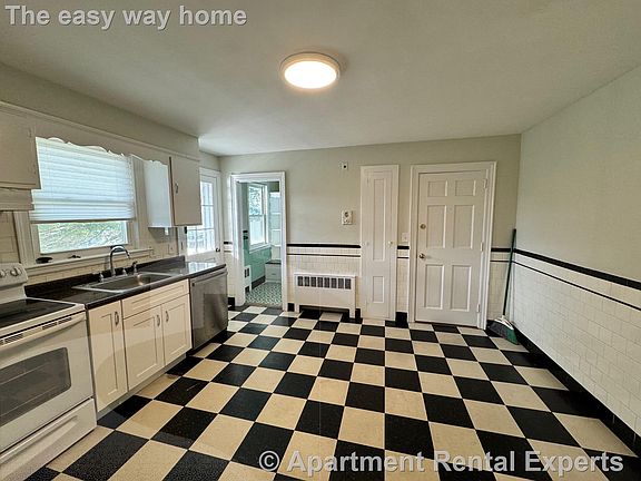 2nd image of 279 Washington St #3C