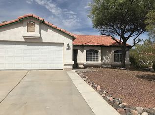9360 N Waxwing Ct, Tucson, AZ 85742