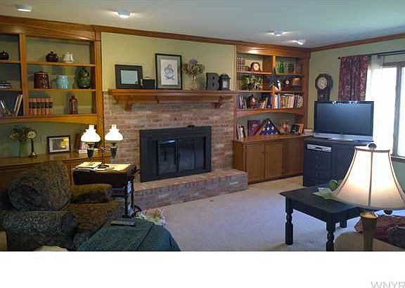 3rd image of 3321 Calvano Dr
