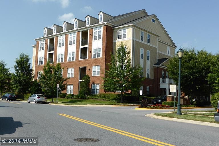 1st image of 9407 Blackwell Rd APT 102