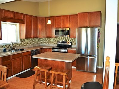 Bright kitchen with island