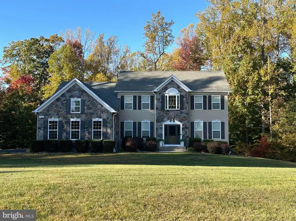 1112 Quaker Dr, Huntingtown, MD 20639
