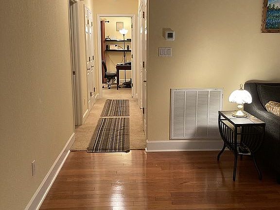 5th image of 208 Southridge Ln APT G2