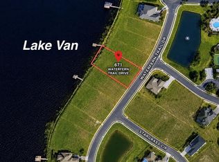671 Waterfern Trail Dr, Auburndale, FL 33823