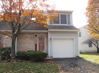40 Maria Ct, Holmdel, NJ 07733