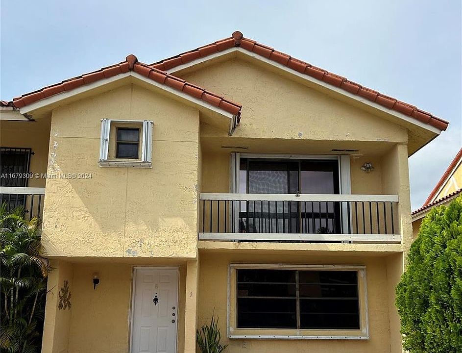1st image of 530 NW 109th Ave #501