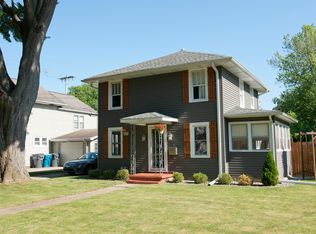 1209 Roseland Ave, Kalamazoo, MI 49001