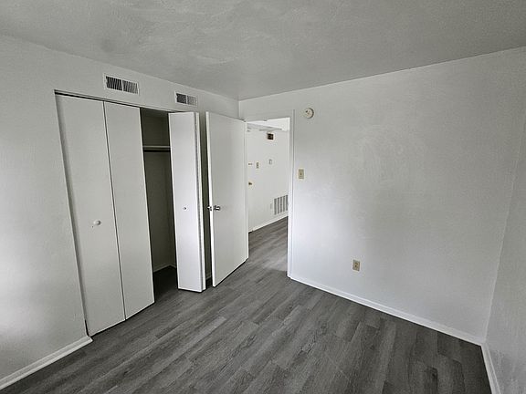 3rd image of 1023 Wallace Ave APT 1