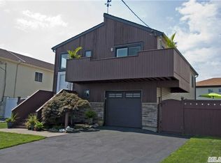 28 Yacht Club Rd, Babylon, NY 11702