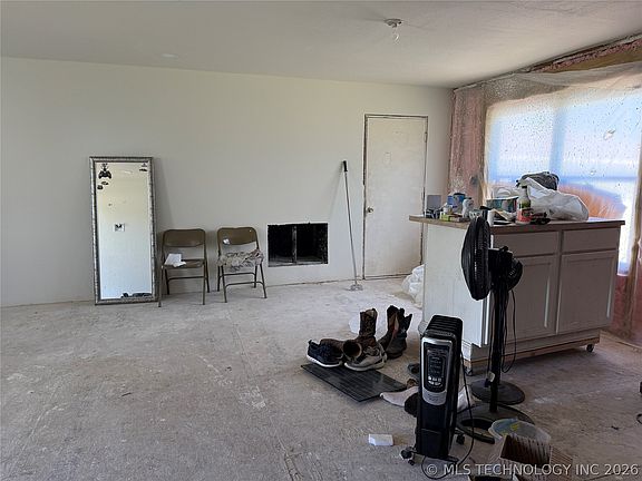5th image of 2212 N Highway 69