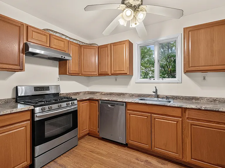 364 Princeton Ave #1 — Photo 12