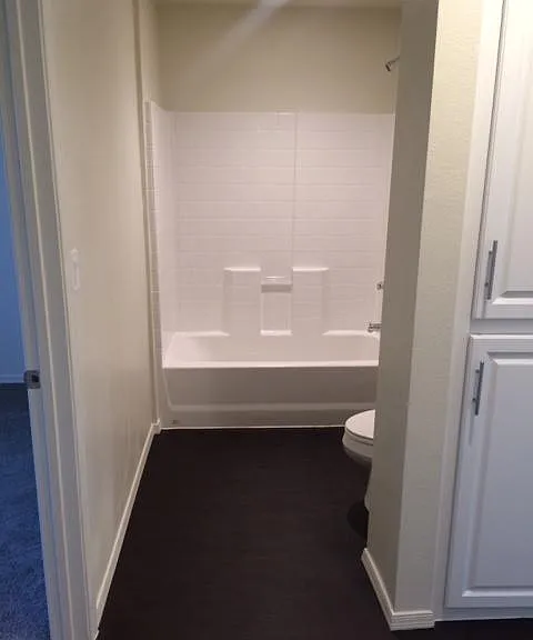 Eastridge Apartments — Photo 49