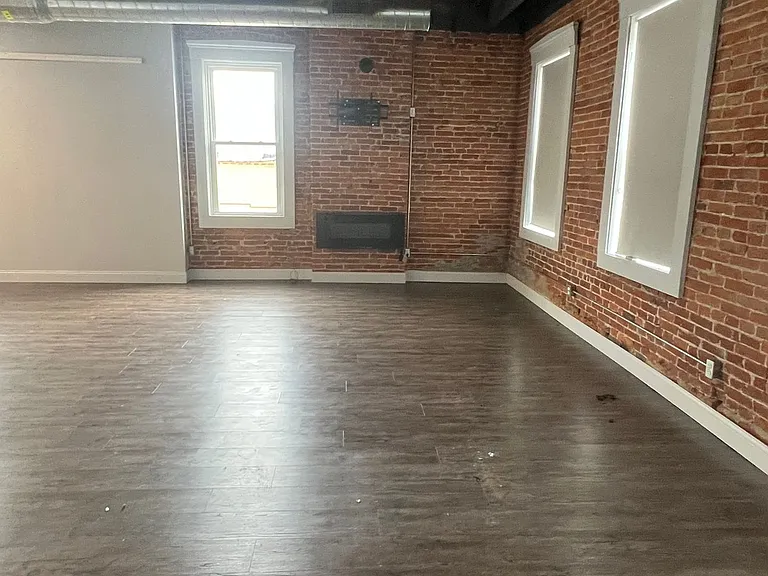200 S Main St #2F — Photo 9