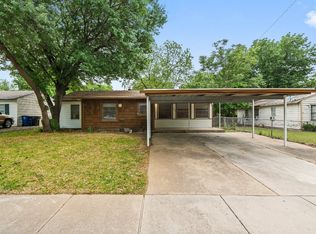 2426 Hillglenn Rd, Dallas, TX 75228