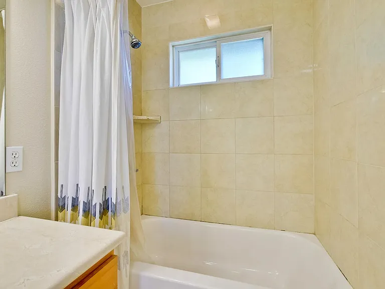 352 Beemer Ave — Photo 47