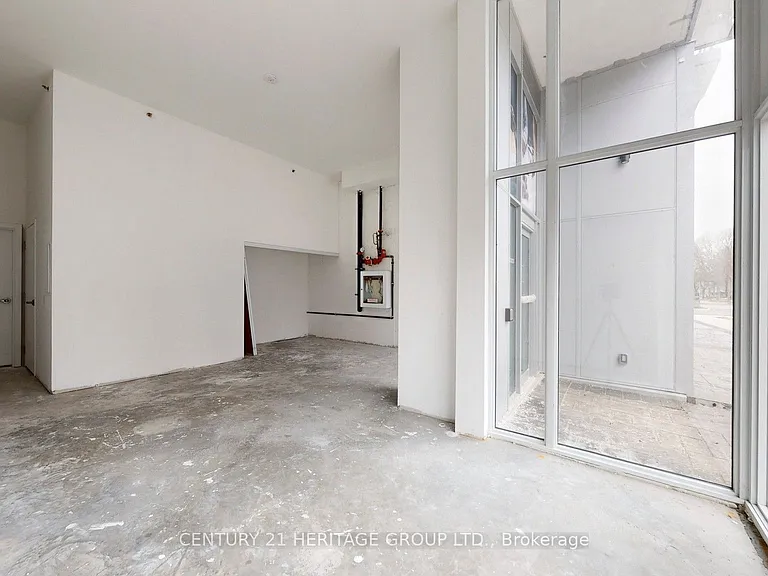 8888 Yonge St #103-L/W — Photo 33