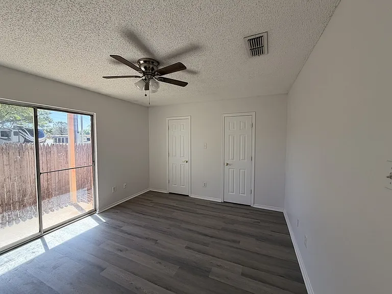 3431 Hyden Ave — Photo 11