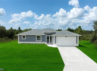 1004 E 10th St, Lehigh Acres, FL 33972