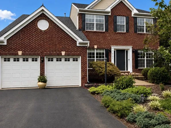 10190 Breezeway Dr, Nokesville, VA 20181