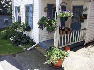 3 Cedar St, Amesbury, MA 01913