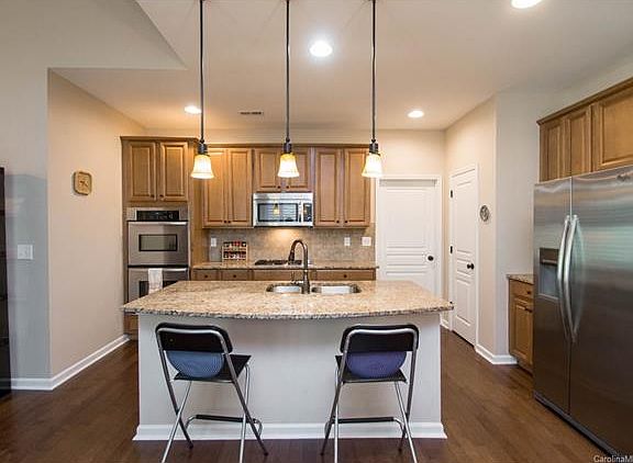 4th image of 4433 Forest Gate Ln #24