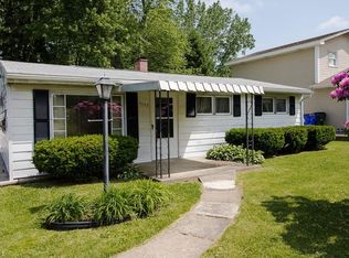 3003 Denny Rd, Ravenna, OH 44266