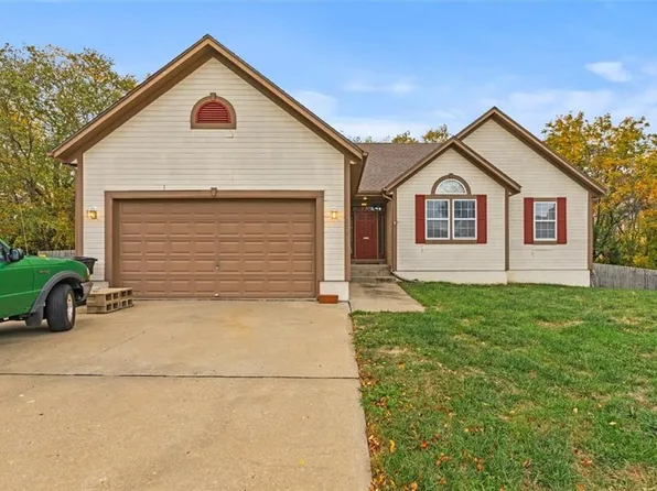 410 Bradford Ln, Belton, MO 64012