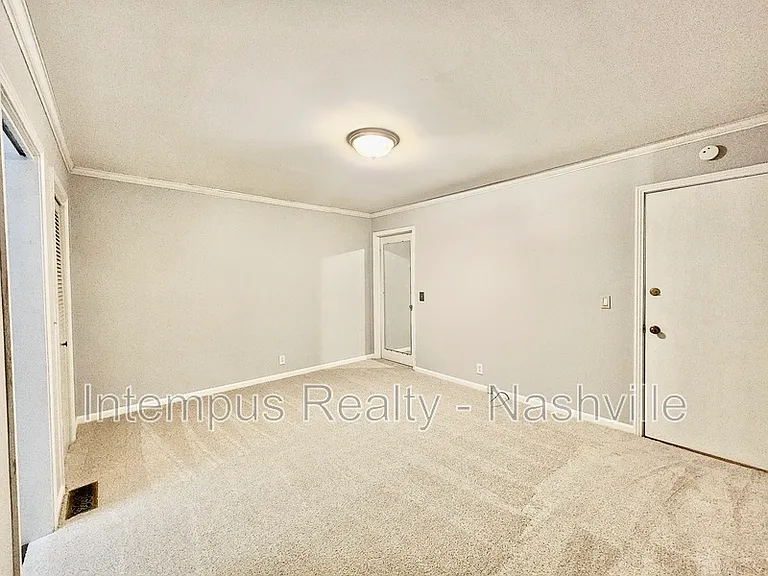 8124 Devens Dr — Photo 47