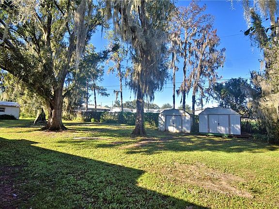 3rd image of 2568 Edmond Cir