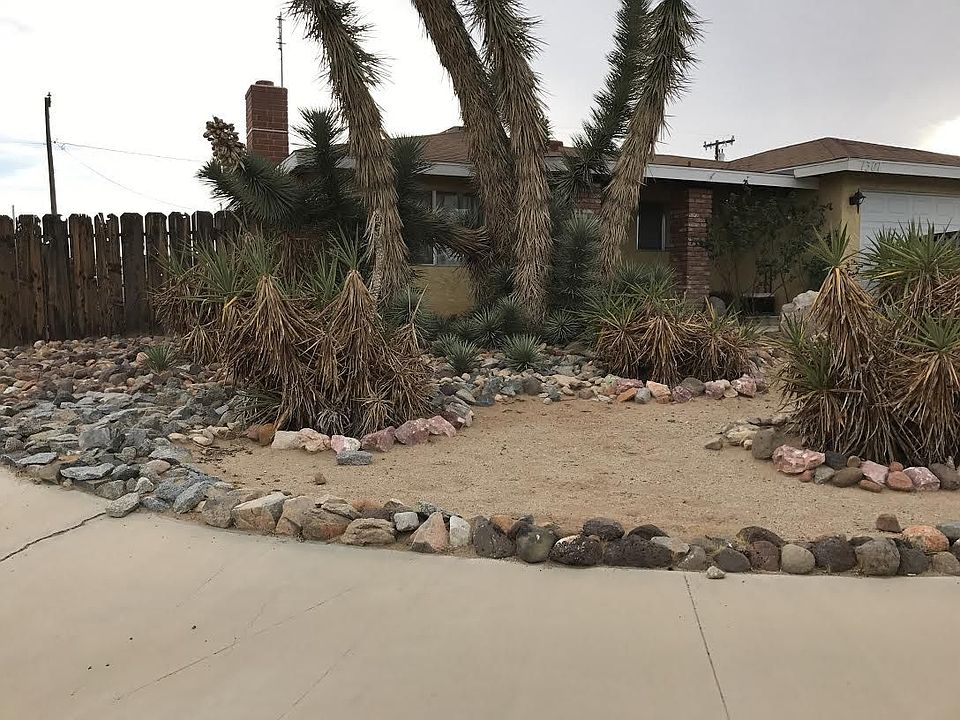 2nd image of 1301 W Coronado Ave