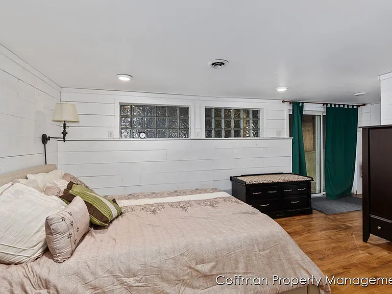 7293 Davies Dr NE — Photo 16