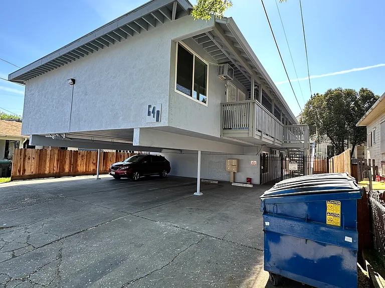 640 W Park St #E — Photo 12
