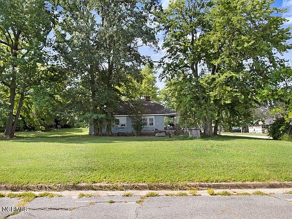 3rd image of 414 N Virginia Street
